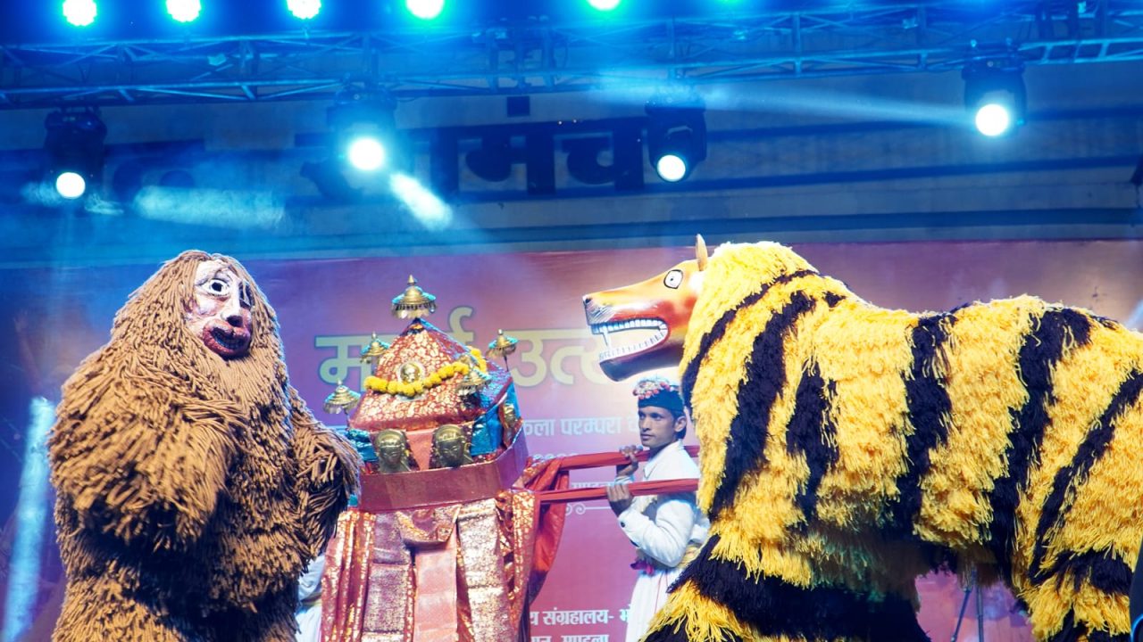 कौन बनेगा करोड़पति पर छाया राजगढ़ की पझौता घाटी का सिंहटू नृत्य