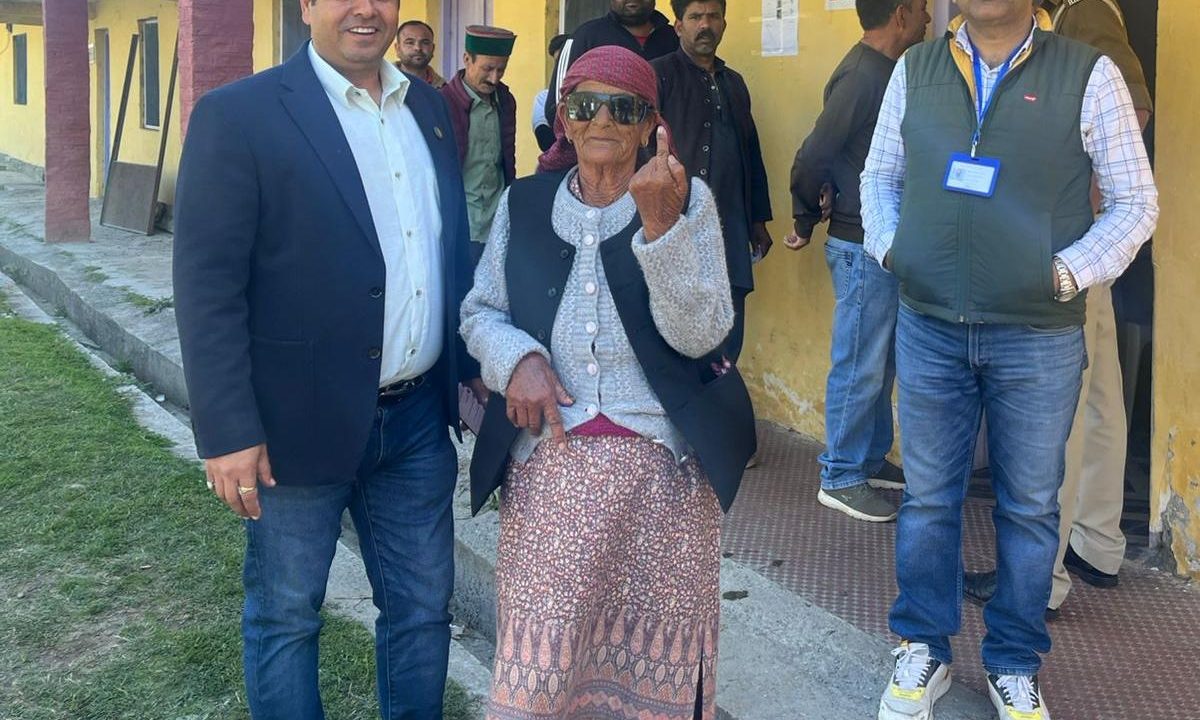 हिमाचल निकाय  चुनाव, मुख्यमंत्री की पत्नी की जलवा और उप मुख्यमंत्री का गढ़ फिसला